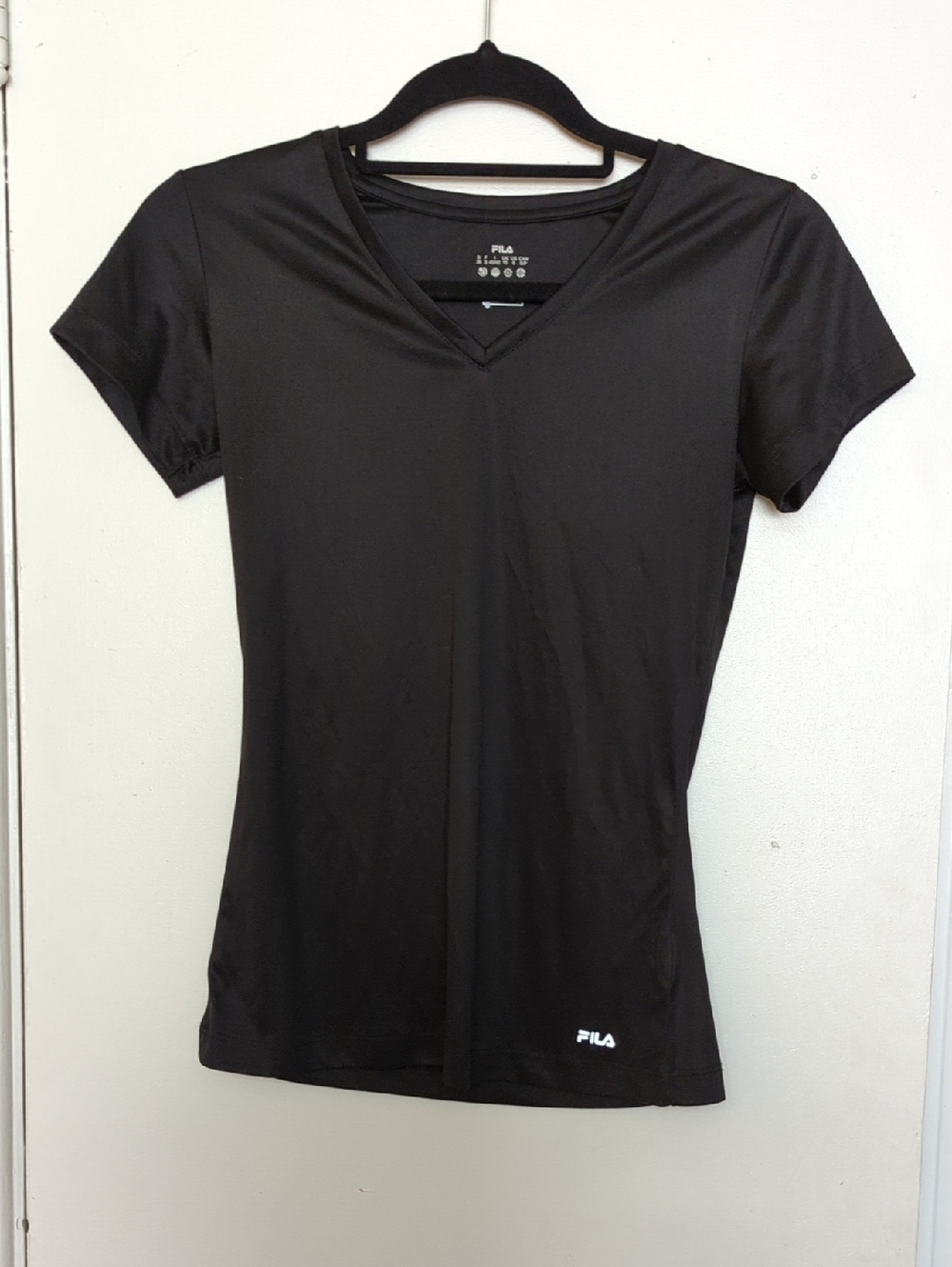 FILA Black Women's V-Neck Short Sleeve Athletic Tee
